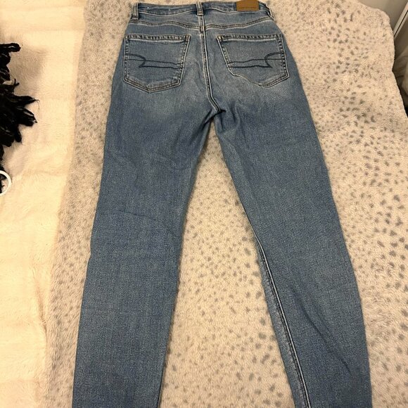 American Eagle Mom Jeans - Picture 2 of 2